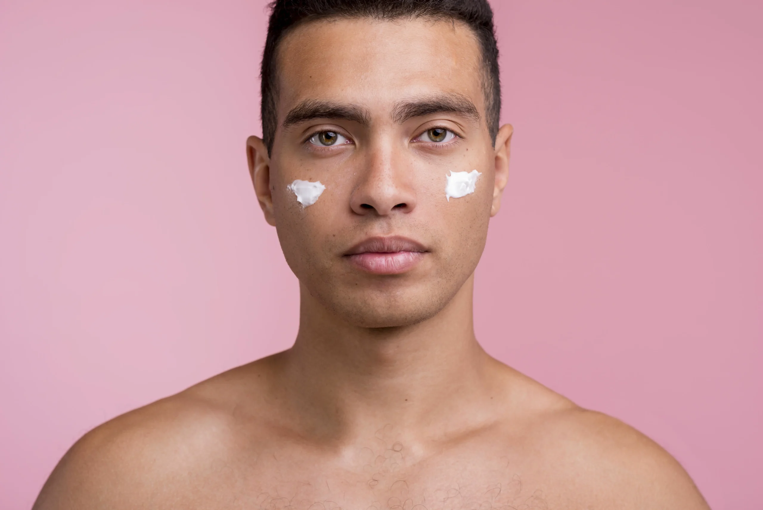 Pakai Sunscreen Tapi Kulit Tetap Gelap? Ini Penyebabnya