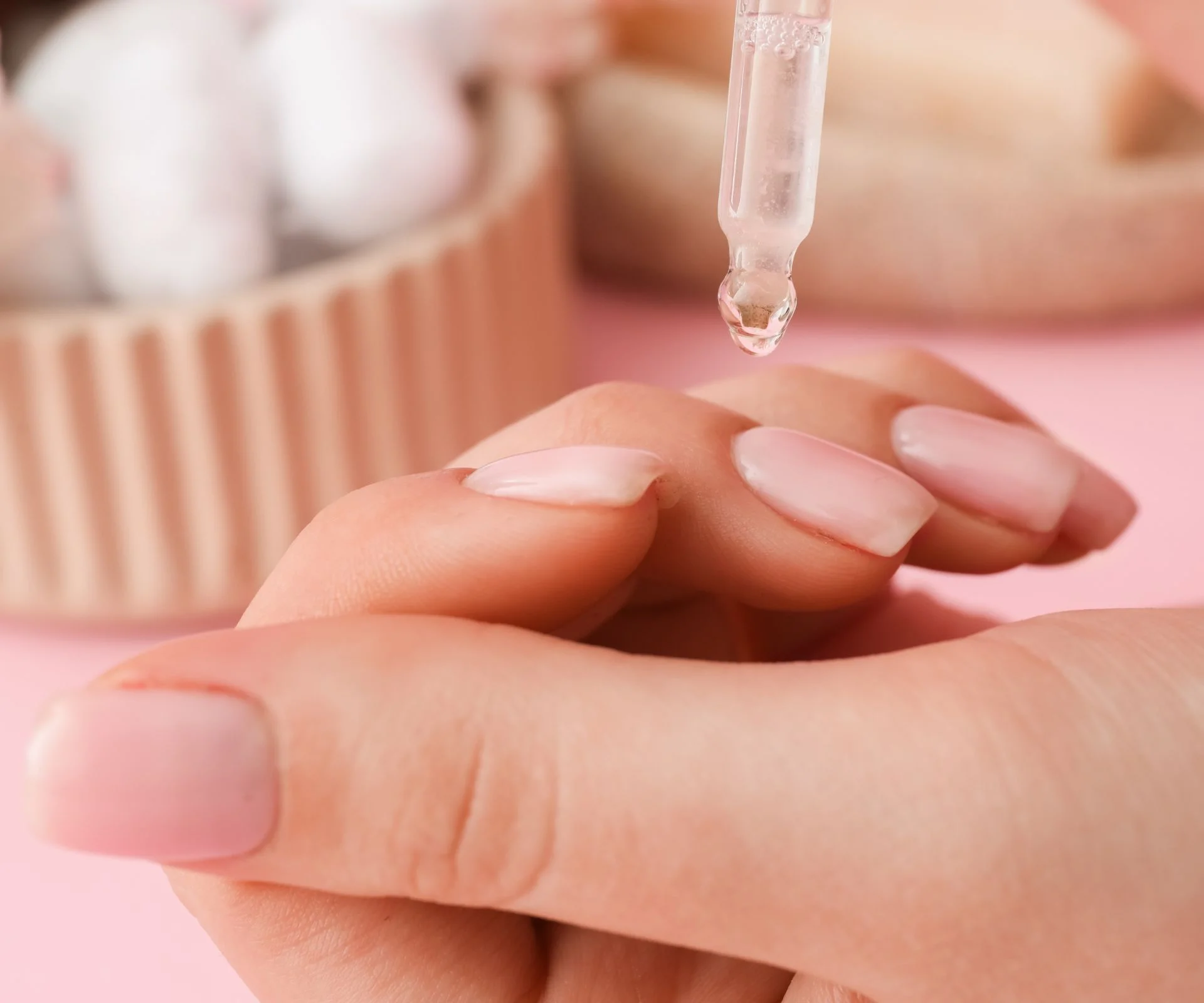 Cuticle Oil vs Cuticle Cream: Mana yang Harus Dipilih?
