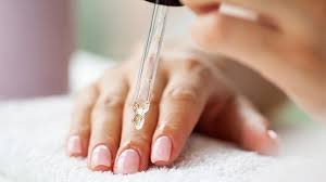 Cuticle Oil vs Cuticle Cream: